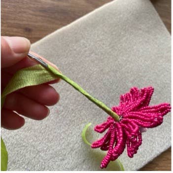 Beaded Flower Craft Kit - Gerbera (Orange). A creative gift.