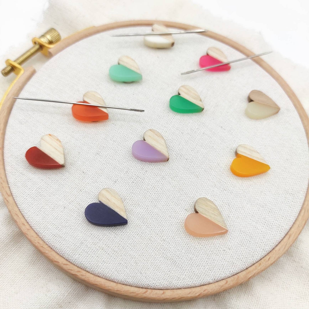 Small Heart needle minder