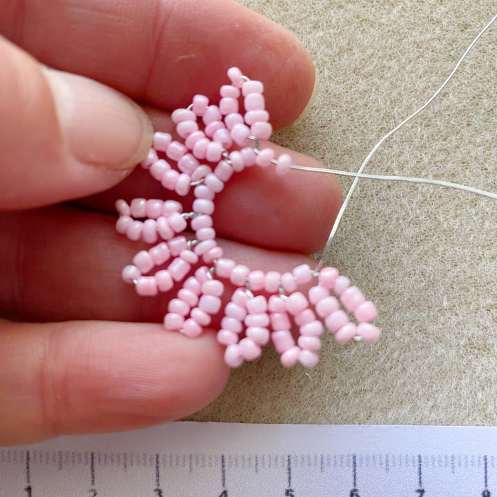 Beaded Flower Craft Kit - Gerbera (Pink). A creative gift.