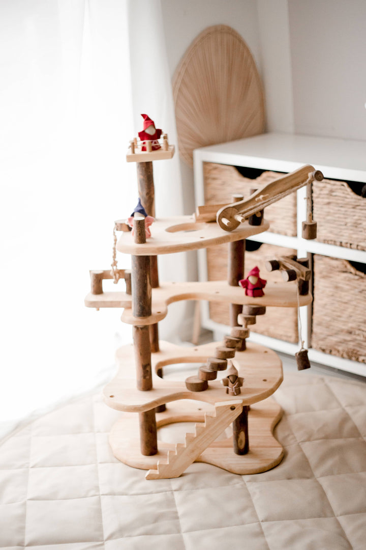 Three level tree house play set