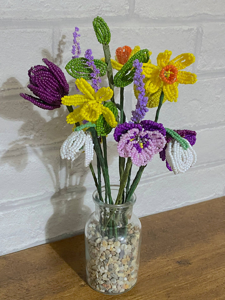 Spring Chorus Beaded Flower Vase Craft Kit