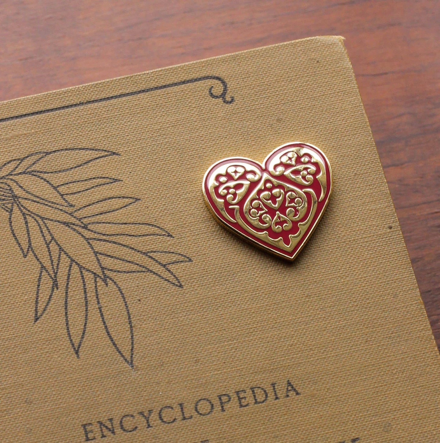 Needle minder Byzantine Rose