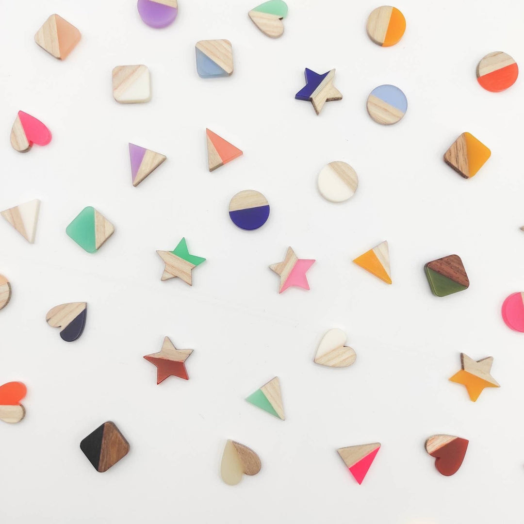 Small Heart needle minder