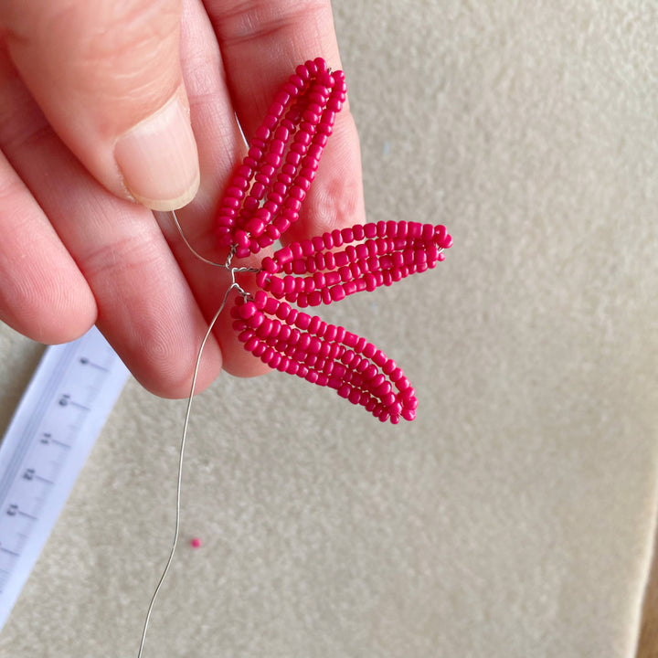Beaded Flower Craft Kit - Gerbera (Pink). A creative gift.