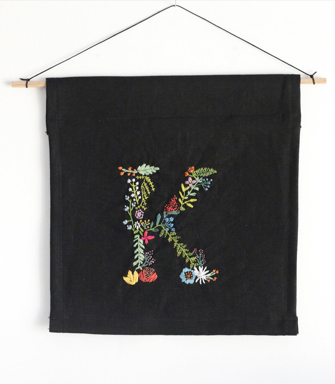 {8/8} Botanical Embroidery with Rebecca Woolston
