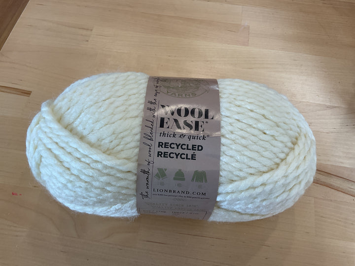 Wool-ease Recycled Thick and Quick Yarn