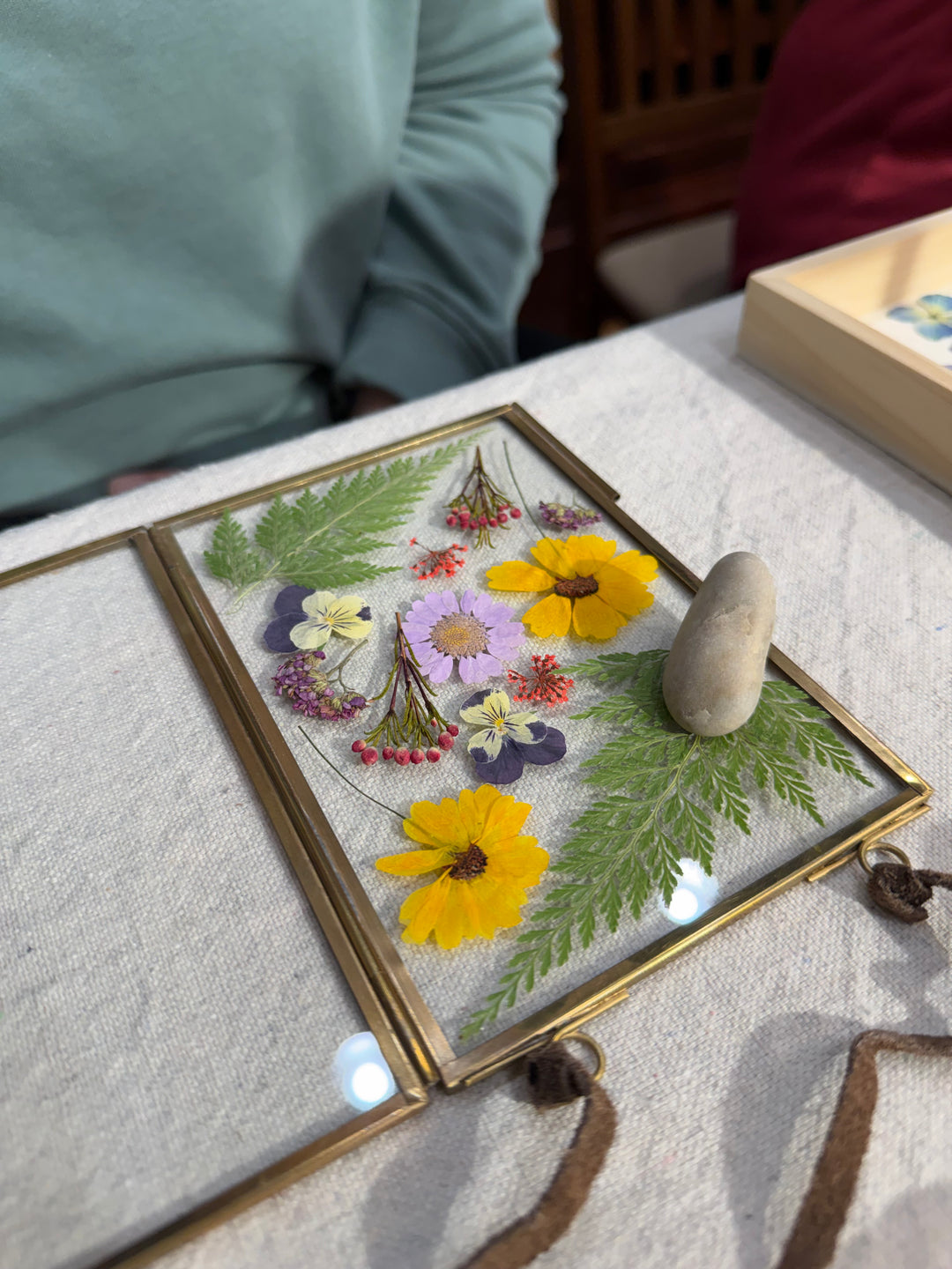 {2/13} Pressed Flower Frames | Galentine’s Folkcraft Social