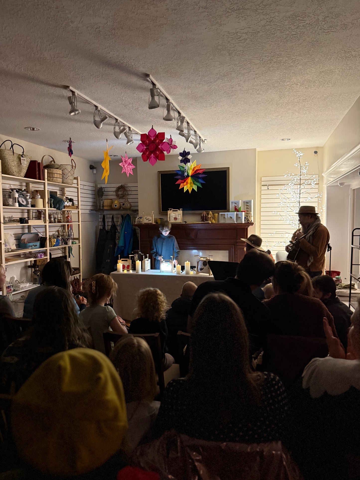 {10/16} Crankie Theater Night: Moving Pictures & Live Music