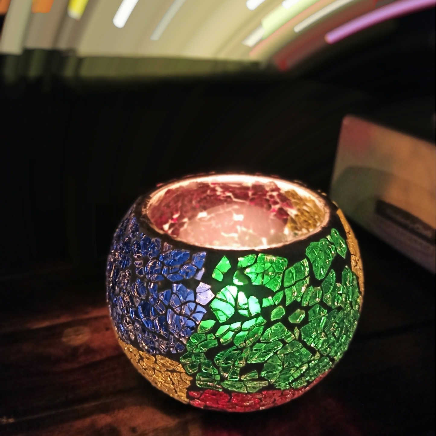 {1/17}Folkcraft Social: Mosaic Candle Vessels