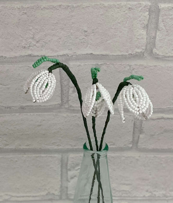 Beaded Flower Craft Kit - Snowdrop. A creative gift idea.