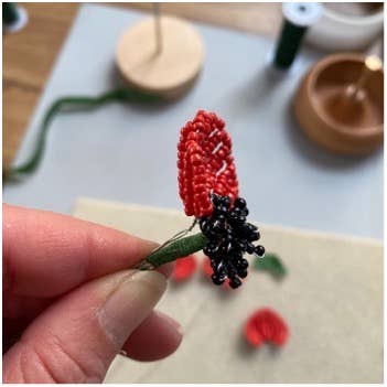 Beaded Flower Craft Kit - Poppy. A creative gift idea.